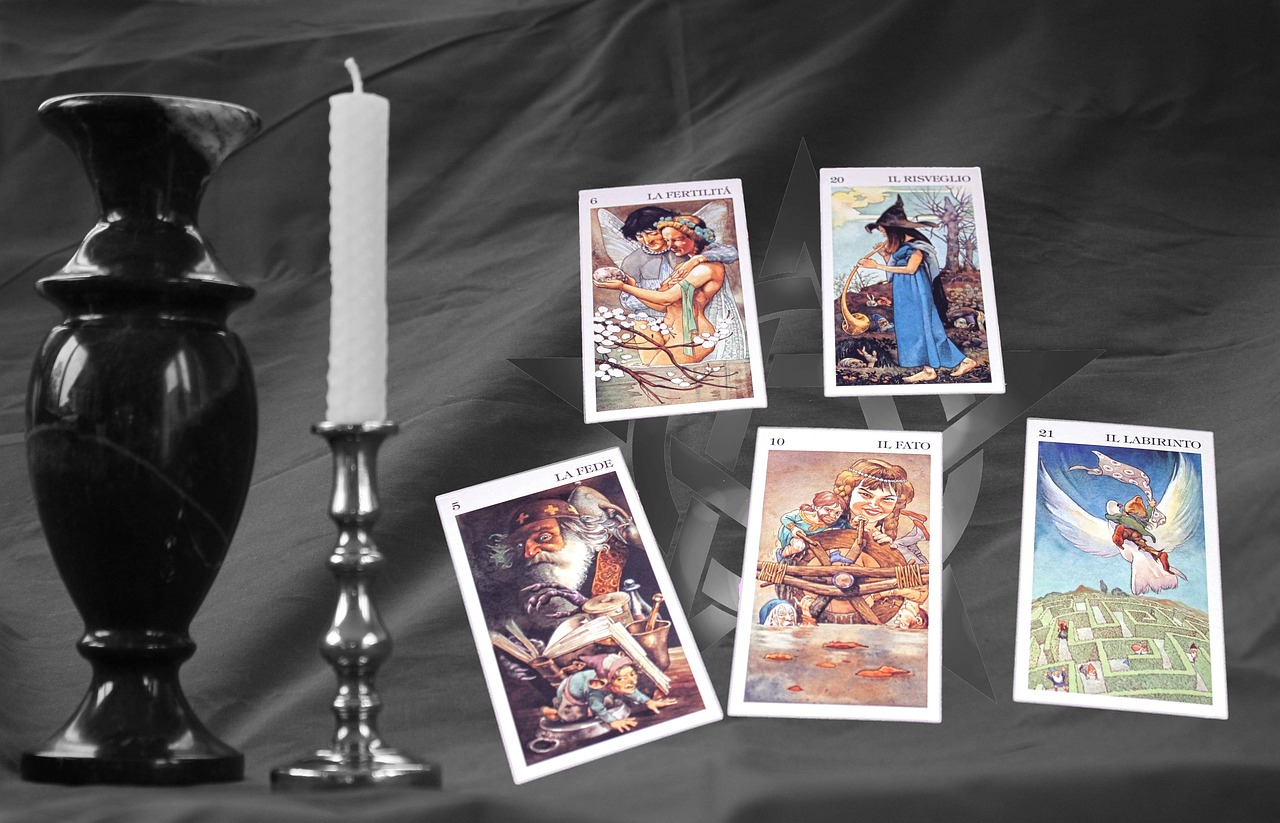 tarot cards urn candle faith 4817886